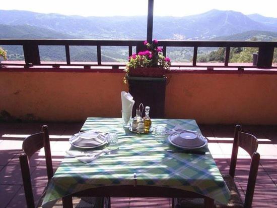 Agriturismo E Antica Fattoria Matteu Bed & Breakfast Teulada Bagian luar foto