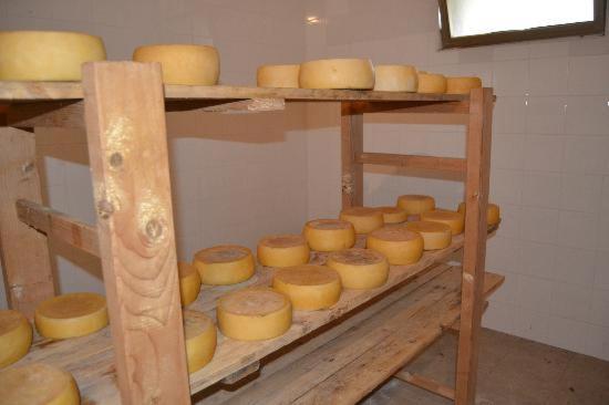 Agriturismo E Antica Fattoria Matteu Bed & Breakfast Teulada Bagian luar foto